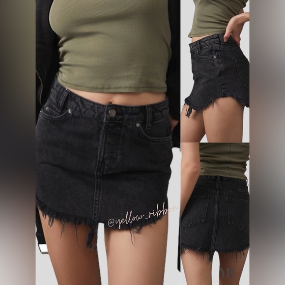 🆕 FREE PEOPLE Sky High Denim Mini Skirt | Color: Black | Size: 4 - Picture 5 of 7